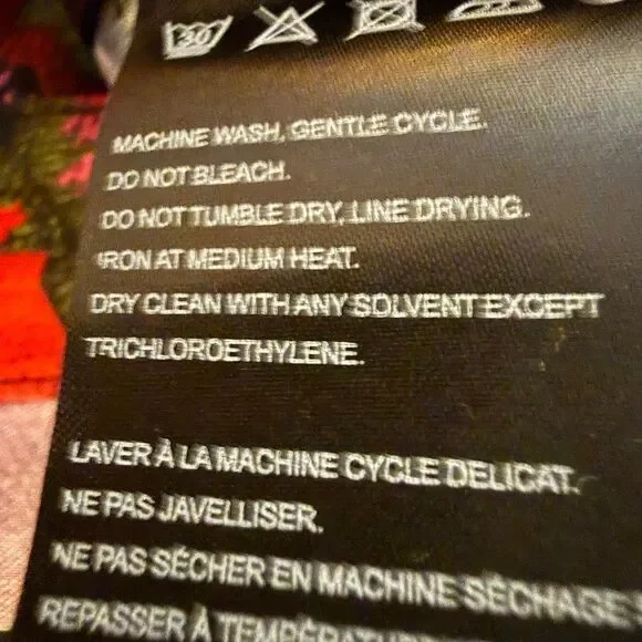 NWT Farm Rio Lily’s Garden Bell Bottom Flare Viscose Floral Pants Size M - Picture 7 of 7